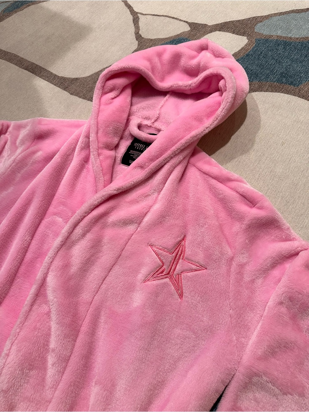 Jeffree Star 🌟 Plush BubbleGum Pink DISCONTINUED Robe SIZE S